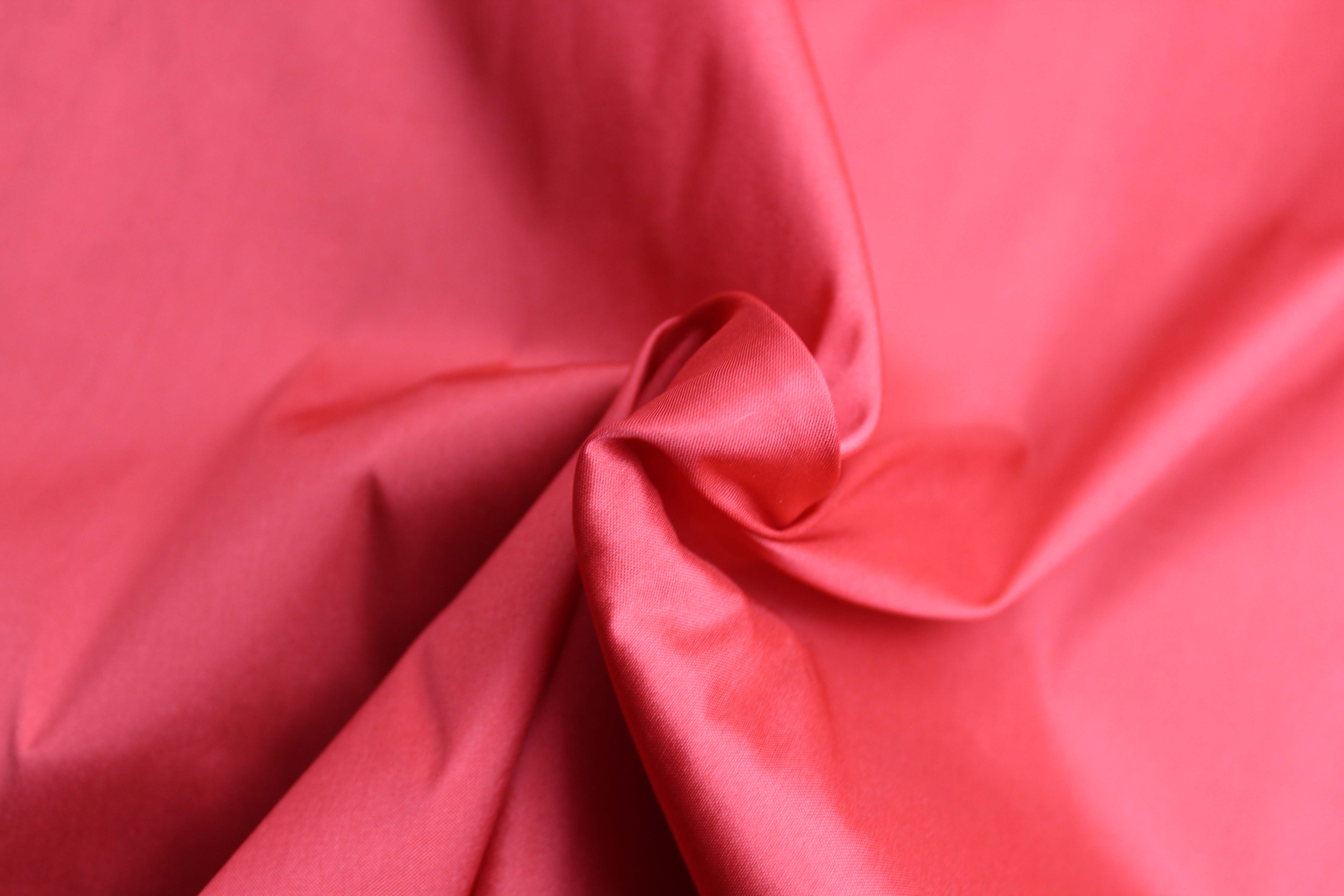 POLY TAFFETA - RED (1058)